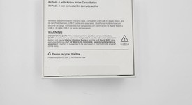 Used
													Apple AirPods 4th Gen - Active Noise Cancellation, photo 6 of 6