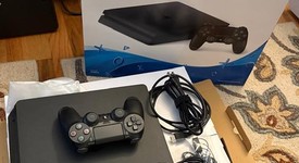 Mint
													PlayStation 4 Slim - Black, 1 TB, photo 2 of 9