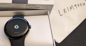 Mint
													Google Pixel Watch - Unlocked, Black, LTE, photo 2 of 5