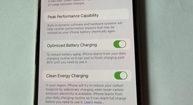 Good
													Apple iPhone 14 Pro - Unlocked, Gold, 128 GB, A2650, photo 3 of 16