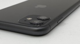 Fair
													Apple iPhone 11 - Unlocked, Black, 64 GB, A2111, photo 4 of 7