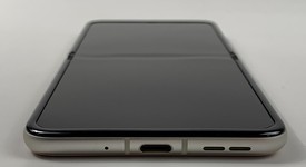 Good
													Motorola Razr (2023) - Unlocked, Pink, 128 GB, 8 GB, photo 5 of 7