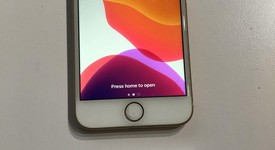 Fair
													Apple iPhone 8 - T-Mobile, Gold, 64 GB, A1863, photo 1 of 5