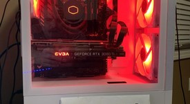 Mint
													Custom Gaming PC, photo 1 of 3
