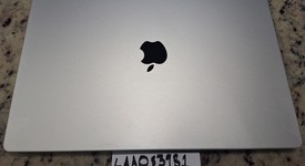 Good
													MacBook Pro Late 2023 (M3) - 16" - Apple M3 Max 16-core, Silver, 1 TB, 64 GB, 40-core GPU, photo 2 of 11