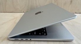 Mint
													MacBook Pro 2021 - 14" - Apple M1 Pro 10-core, Silver, 1 TB, 16 GB, photo 3 of 7