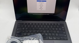 Mint
													MacBook Pro Late 2023 (M3) - 14" - Apple M3 Pro 11-core, Black, 512 GB, 18 GB, 14-core GPU, photo 2 of 7