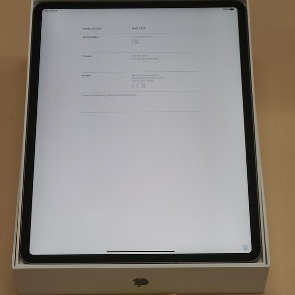 Apple iPad Pro 12.9 inch 3rd Gen 2018 - Unlocked, Gray, 64 GB, A2014