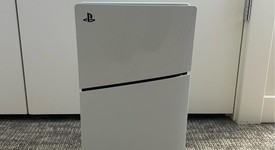 Mint
													PlayStation 5 Slim Digital Edition (2023) - White, 1 TB, photo 3 of 7