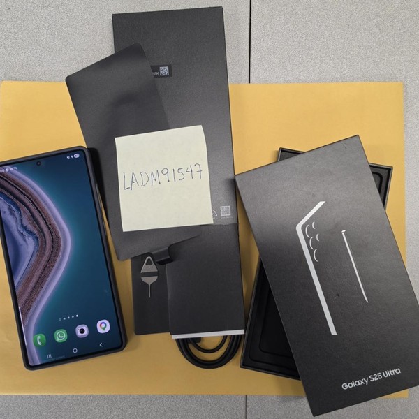 Samsung Galaxy S25 Ultra - Unlocked, 512 GB, Black, 12 GB, SM-S938U1