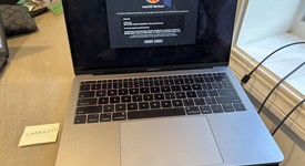 Good
													MacBook Pro 2016 (No Touch Bar) - 13" - Gray, 256 GB, 8 GB, photo 1 of 10