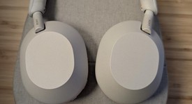 Used
													Sony WH-1000XM5 - Silver, photo 1 of 8