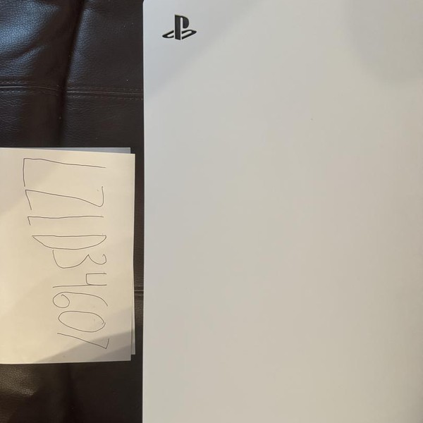 PlayStation 5 Standard Edition (2020) - 825 GB, White, Standard Edition