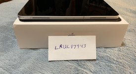 Mint
													Apple iPad Pro 11" 2018 - AT&T, Silver, 64 GB, A2013, photo 4 of 9