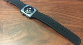 Good
													Apple Watch 1st Gen 42mm - Gray, 8 GB, A1554, Sport, photo 1 of 4
