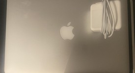 Good
													MacBook Pro 2015 (Retina) - 13" - Silver, 128 GB, 8 GB, photo 1 of 13