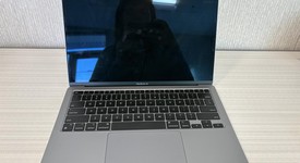 Good
													MacBook Air 2020 - 13" - Apple M1, Gray, 256 GB, 8 GB, photo 1 of 9