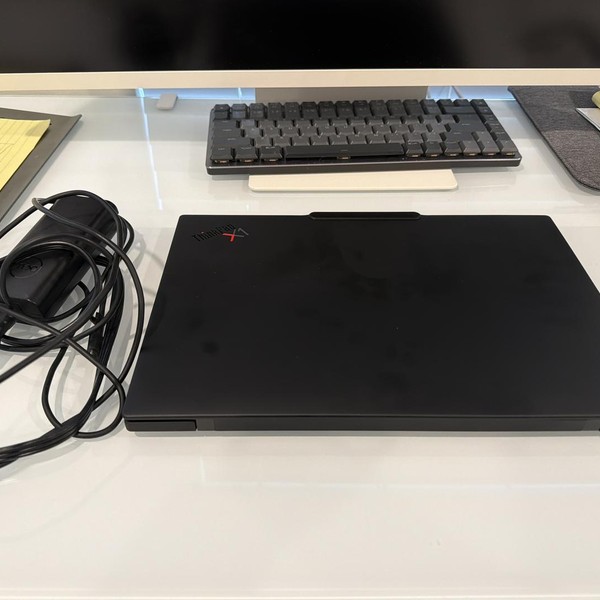 Lenovo ThinkPad X1 Carbon (12th Gen) - 512 GB, Black, 32 GB, Intel Core Ultra 5