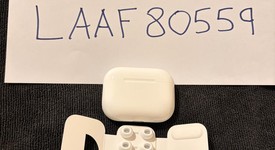 Used
													Apple AirPods Pro 3, photo 5 of 6