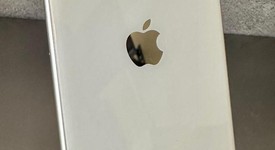 Mint
													Apple iPhone SE 2nd Gen 2020 - Unlocked, White, 64 GB, A2275, photo 2 of 9