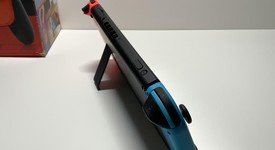 Mint
													Nintendo Switch - Red & Blue, 32 GB, photo 4 of 6