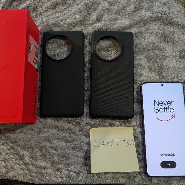 OnePlus 13 - Unlocked, Black Eclipse, 512 GB, 16 GB