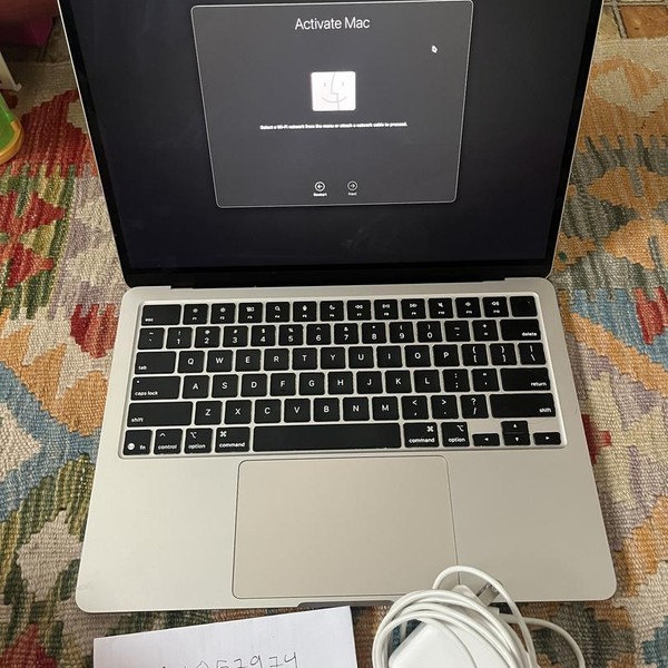 MacBook Air 2025 (M4) - 13 inch - 256 GB, Starlight, 16 GB, Apple M4