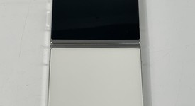 Good
													Samsung Galaxy Z Flip5 - Unlocked, Cream, 256 GB, 8 GB, SM-F731U1, photo 3 of 7