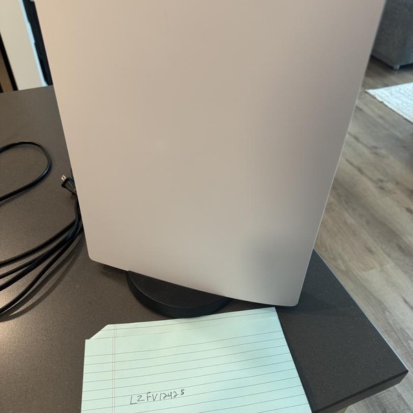 PlayStation 5 Digital Edition (2020) - 825 GB, White, Digital Edition