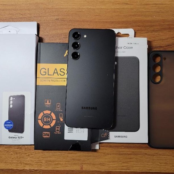 Samsung Galaxy S23 Plus - Unlocked, 256 GB, Black, 8 GB, SM-S916U1