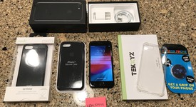 Good
													Apple iPhone 7 - Verizon, Jet Black, 128 GB, A1660, photo 1 of 6