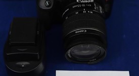 Mint
													Canon EOS Rebel T6, photo 6 of 6
