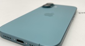 Mint
													Apple iPhone 16 - Unlocked, Teal, 128 GB, A3081, photo 5 of 5