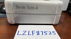 New
													Beats Solo 4 - Black, photo 3 of 3