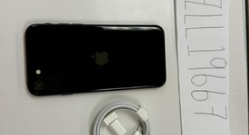 Mint
													Apple iPhone SE 3rd Gen 2022 - Unlocked, Midnight, 64 GB, A2595, photo 2 of 7