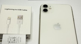 Good
													Apple iPhone 11 - Unlocked, White, 128 GB, A2111, photo 4 of 4