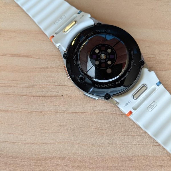 Samsung Galaxy Watch7 - Wi-Fi, Cream, SM-L300N, 40mm