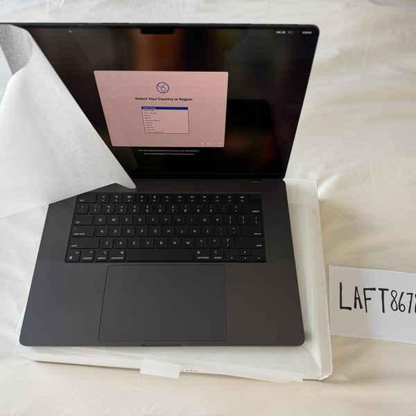 MacBook Pro 2024 - 16 inch - 512 GB, Space Black, 24 GB, Apple M4 Pro 14-core