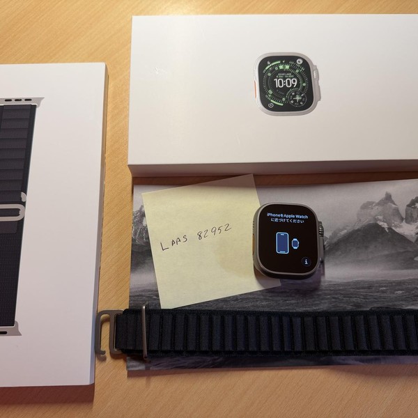 Apple Watch Ultra 3 49mm - Unlocked, Natural, A3281