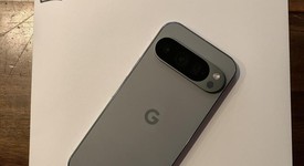 Good
													Google Pixel 9 Pro - Unlocked, Hazel, 512 GB, 16 GB, GR83Y, photo 2 of 7