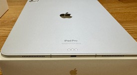 Mint
													Apple iPad Pro 13" (M4) 2024 - Unlocked, Silver, 256 GB, 8 GB, A2926, Standard Glass, photo 4 of 11