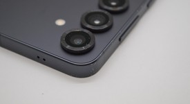 Good
													Samsung Galaxy S25 - Unlocked, Blueblack, 256 GB, 12 GB, SM-S931U1, photo 5 of 8