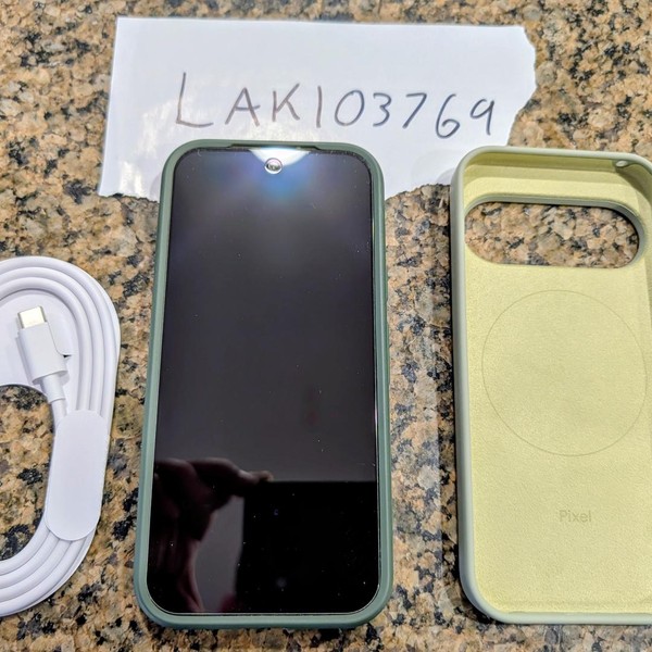Google Pixel 11 Pro - Unlocked, 256 GB, Olive, 12 GB, G7SWN