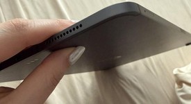 Mint
													Apple iPad Air 5th Gen - Unlocked, Gray, 64 GB, A2589, photo 3 of 19