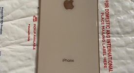 Mint
													Apple iPhone 8 Plus - T-Mobile, Gold, 64 GB, A1897, GSM, photo 3 of 4