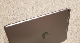 Mint
													Apple iPad Pro 10.5" - AT&T, Gray, 64 GB, photo 6 of 6