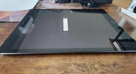 Mint
													Apple iPad 7th Gen - Unlocked, Gray, 32 GB, A2200, photo 4 of 16