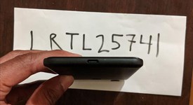 Mint
													Google Pixel 2 XL - Unlocked, Black, 128 GB, Google Edition, photo 3 of 4