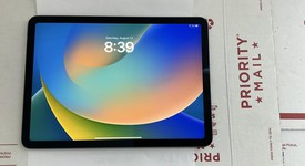 Mint
													Apple iPad Air 5th Gen - Wi-Fi, Gray, 64 GB, A2588, photo 2 of 8