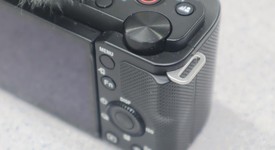 Mint
													Sony ZV-E10 - Black, photo 4 of 11